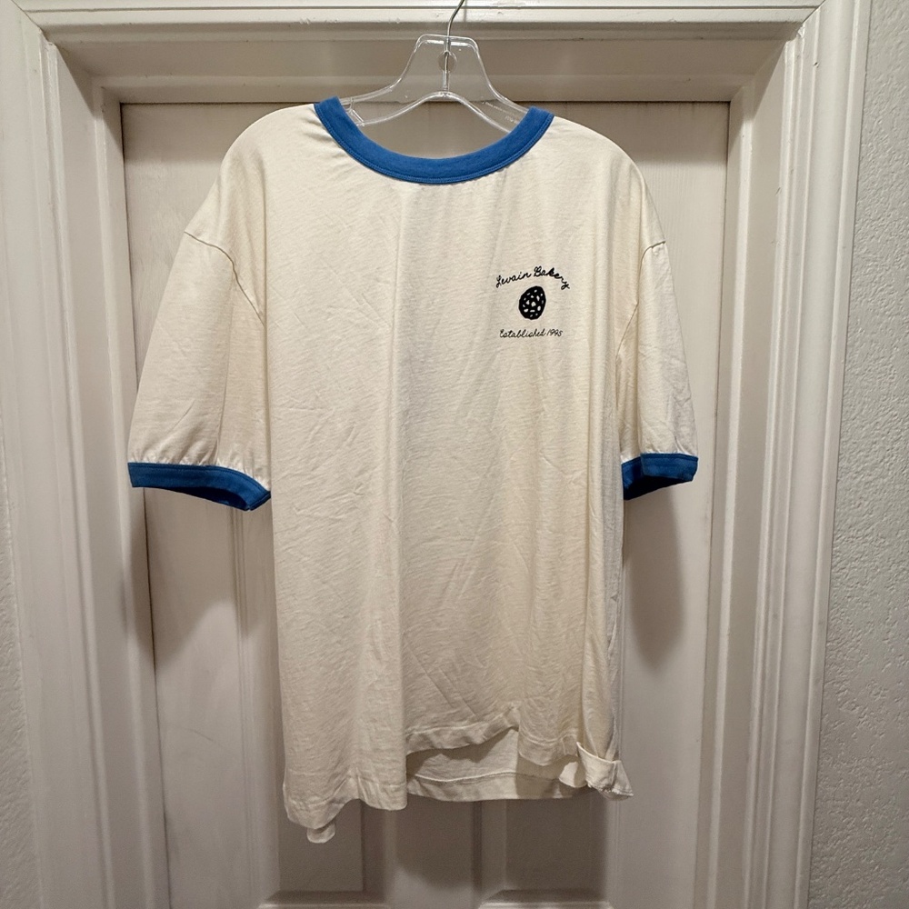 Levain Bakery Women’s XXL Ringer T-Shirt – New w/ Tags ✨